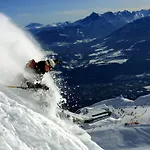 דירה Omyxl