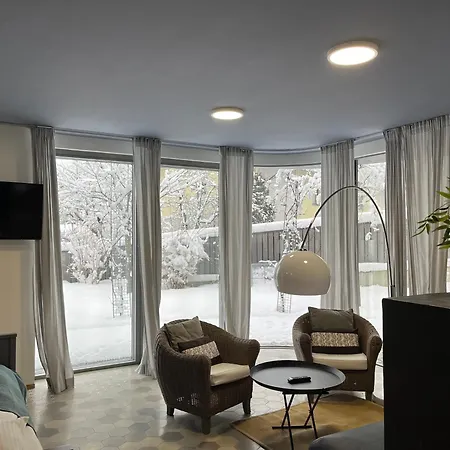 Omyxl Apartment
