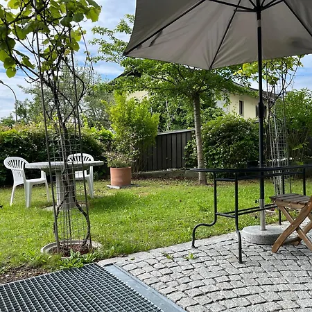 Omyxl Apartment *