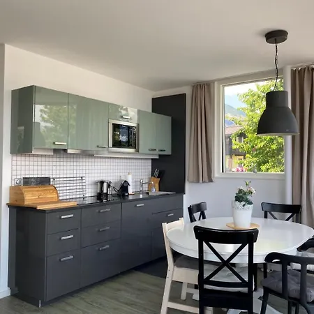 Daire Holidayhome Omyxl *