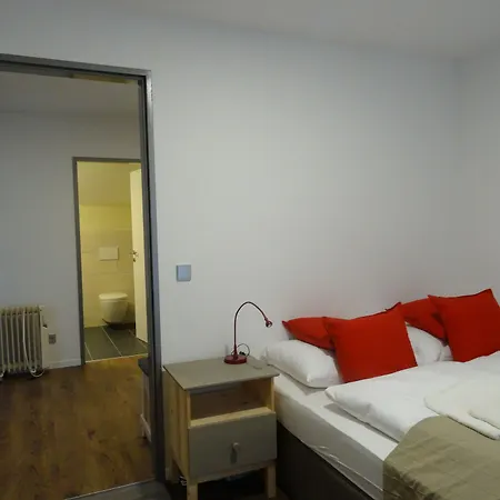 Omyxl * Innsbruck